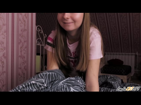 ❤️ Blondie duboko siše svog BFF-a i dobiva spermu u usta Porno video kod nas hr.com-porn-hat.ru ❤